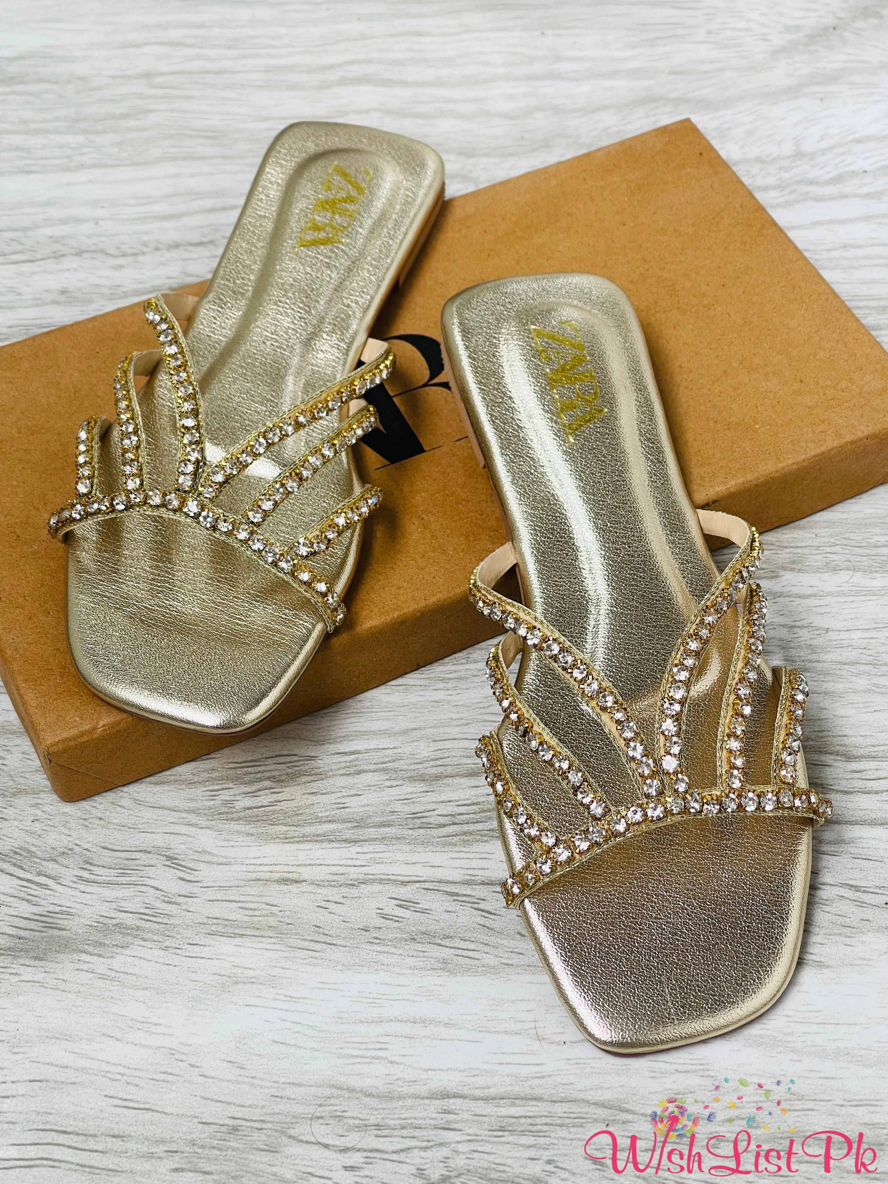 Zara Slides 